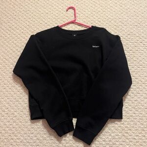 realisation par black crewneck